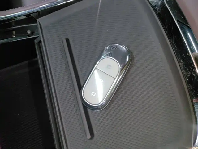 Leapmotor C11 — Фото автомобиля 16