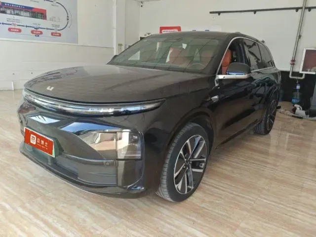Фотография автомобиля — Li Auto L6