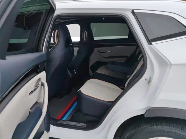 BYD Song PLUS — Фото автомобиля 11