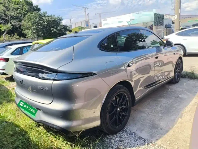 IM Motors LS6 — Фото автомобиля 6