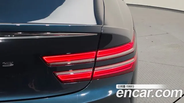 Genesis G80 Бензин 2.5 турбо 2WD — Фото автомобиля 22