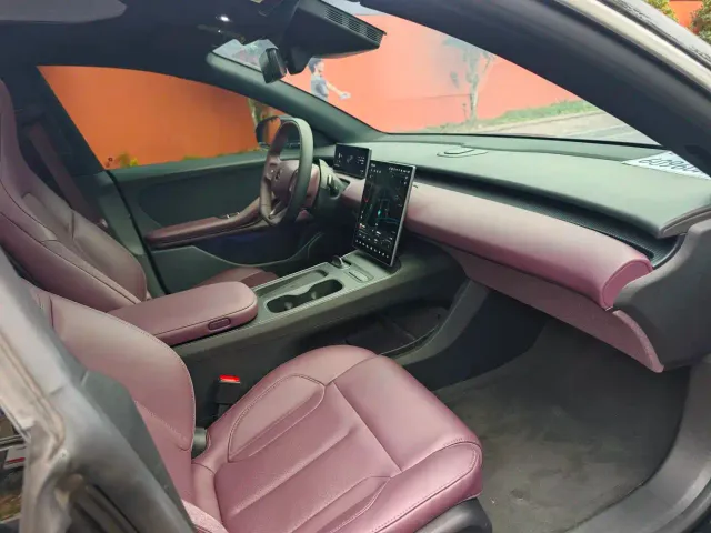 Nio ET5 Touring — Фото автомобиля 10