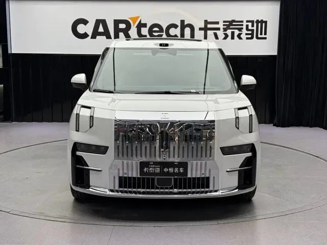 Zeekr 009 — Фото автомобиля 2