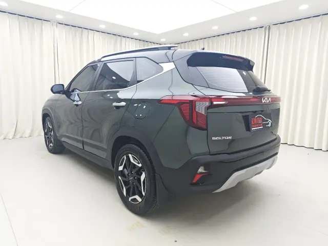 Kia Seltos — Фото автомобиля 4