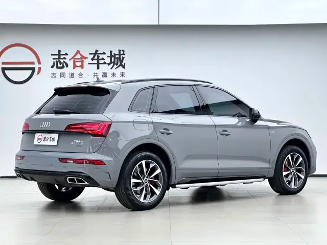 Audi Q5L — Фото автомобиля 16