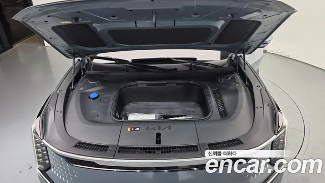 Kia EV9 — Фото автомобиля 6