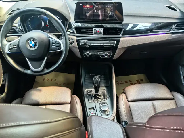 BMW X1 — Фото автомобиля 12