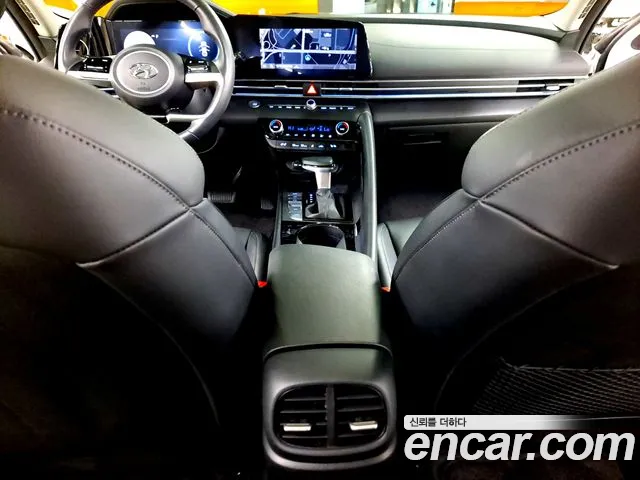 Hyundai Avante CN7 — Фото автомобиля 19