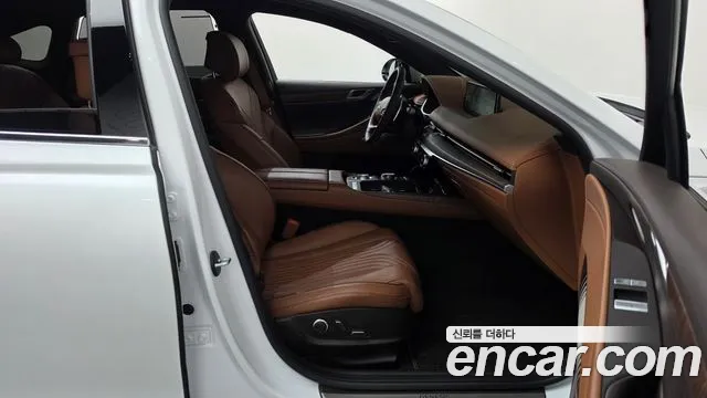 Genesis G80 Бензин 2.5 турбо AWD — Фото автомобиля 7