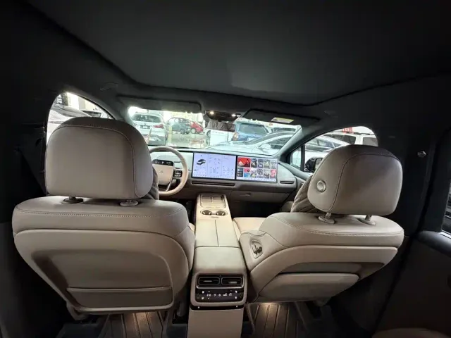 Li Auto i6 — Фото автомобиля 7