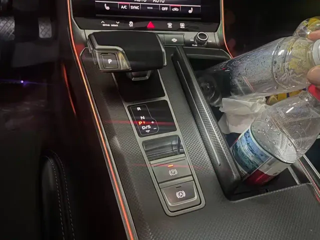 Audi A6L — Фото автомобиля 9