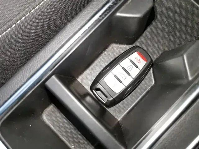 Haval M6 — Фото автомобиля 8