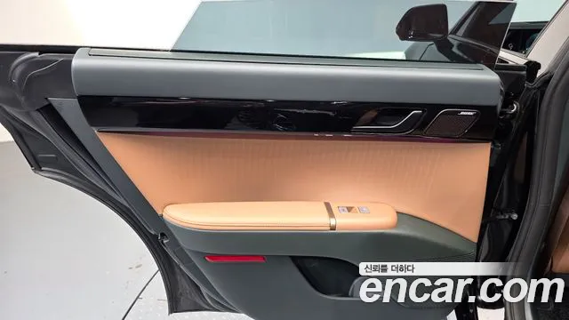 Hyundai Grandeur GN7 — Фото автомобиля 14