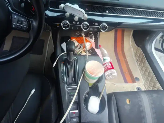 Honda Civic — Фото автомобиля 16