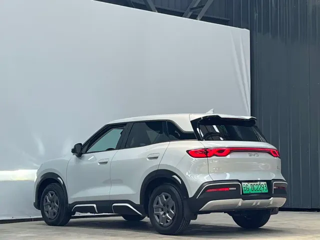 BYD Yuan UP — Фото автомобиля 6