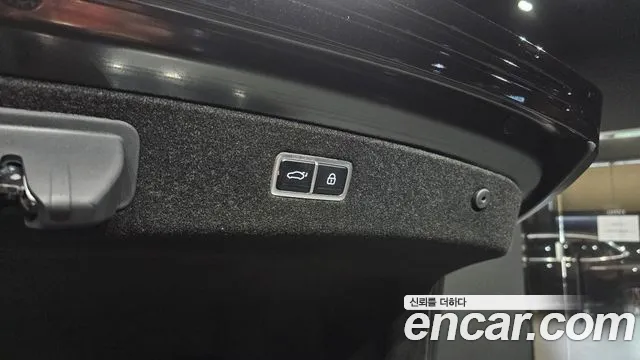 Genesis G90 Бензин 3.5 турбо AWD — Фото автомобиля 20