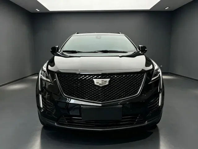 Cadillac XT5 — Фото автомобиля 2