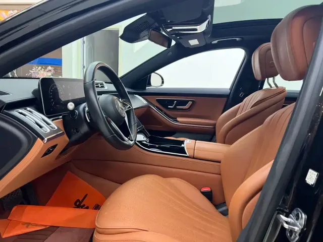 Mercedes-Benz S-Class — Фото автомобиля 10
