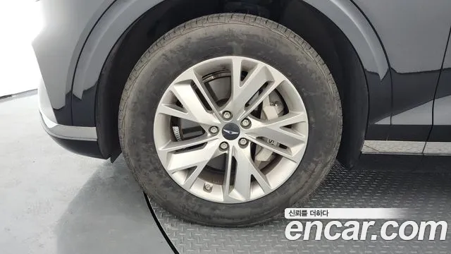 Genesis GV70 2.5T Бензин 2WD — Фото автомобиля 5