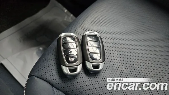 Hyundai Venue — Фото автомобиля 28