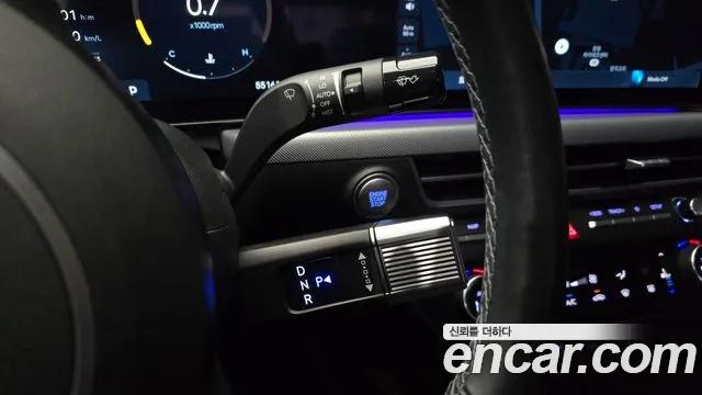 Hyundai Sonata — Фото автомобиля 12