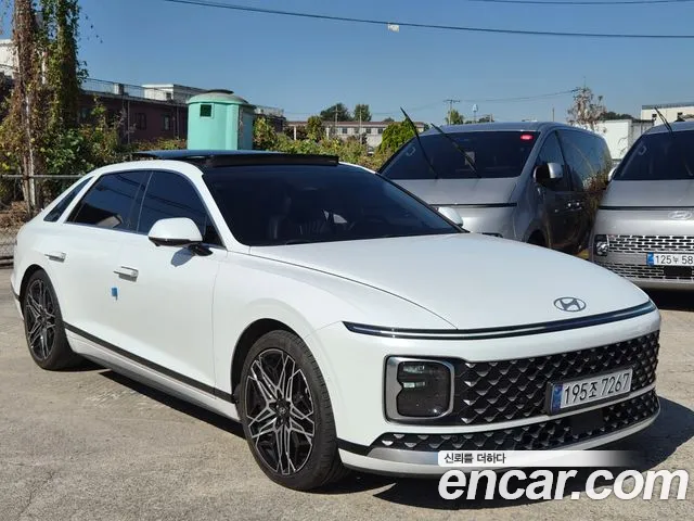 Hyundai Grandeur GN7 — Фото автомобиля 2