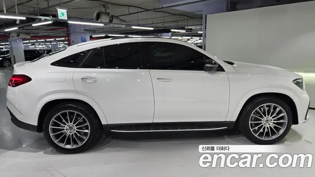 Mercedes-Benz GLE-Class — Фото автомобиля 9