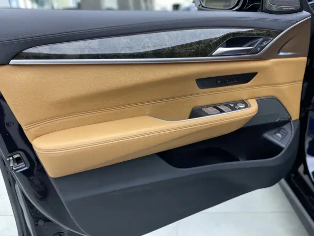 BMW 6 Series Gran Turismo — Фото автомобиля 13