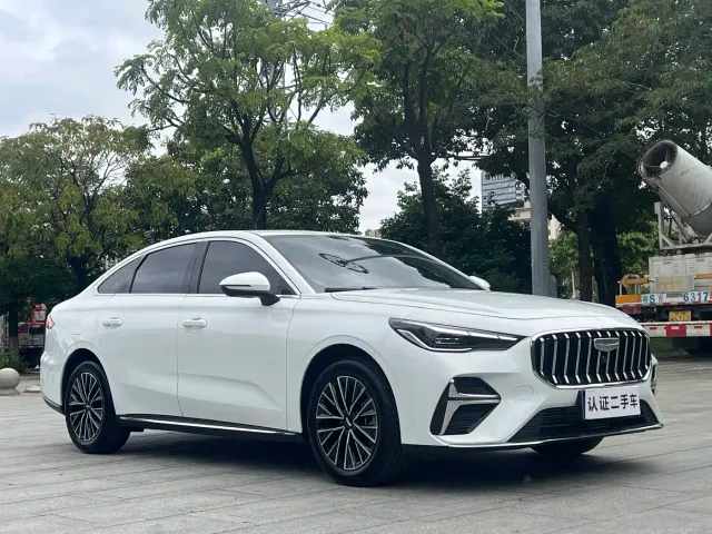 Geely Emgrand — Фото автомобиля 3
