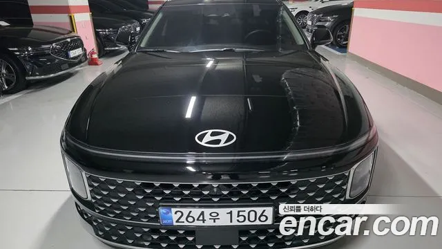Hyundai Grandeur GN7 — Фото автомобиля 3