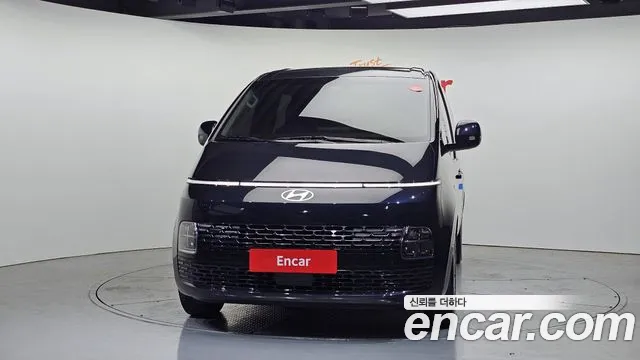 Hyundai Staria Staria — Фото автомобиля 3