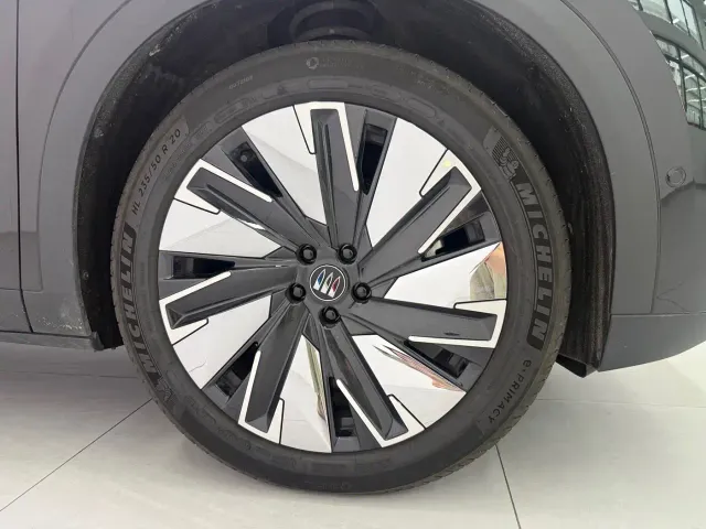 Buick Zhijing E7 — Фото автомобиля 14