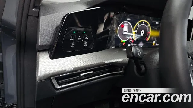 Volkswagen Golf Golf 8 поколение 2.0 TDI Prestige — Фото автомобиля 27