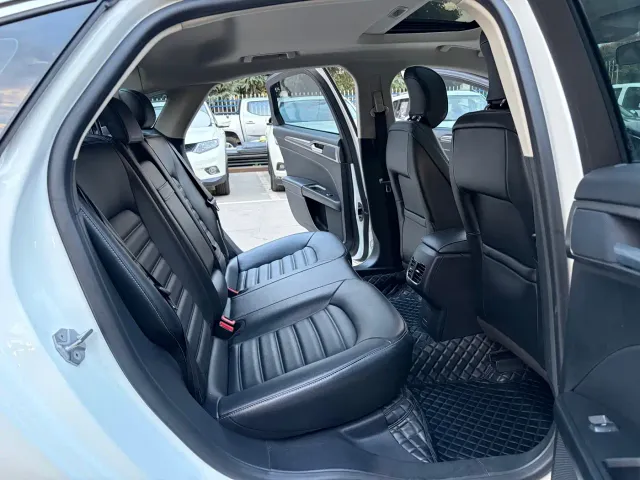 Ford Mondeo — Фото автомобиля 15