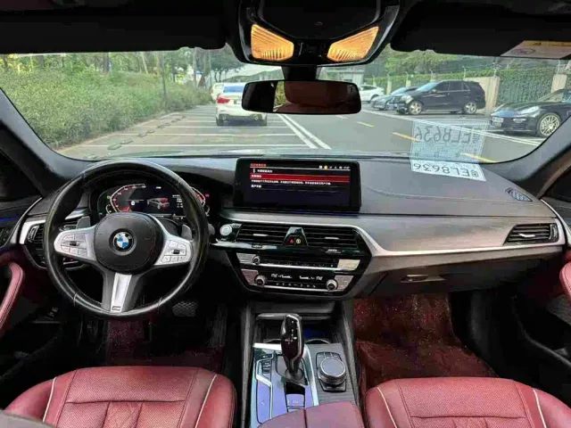 BMW 5 Series — Фото автомобиля 7