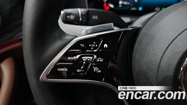 Mercedes-Benz E-Class — Фото автомобиля 25