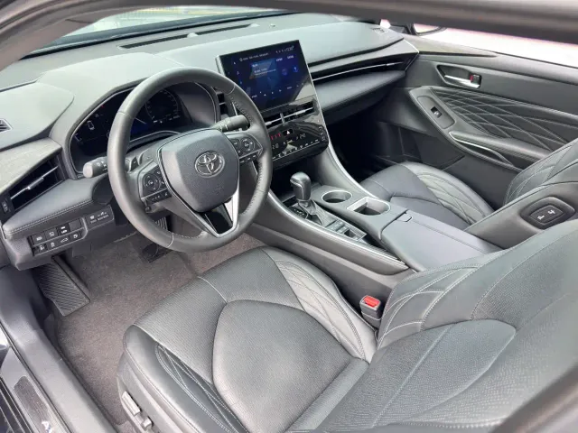 Toyota Avalon — Фото автомобиля 9
