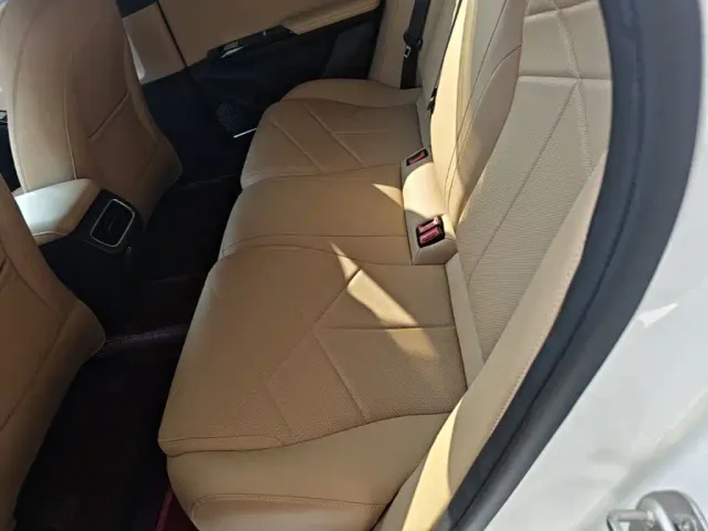 Geely Galaxy L6 — Фото автомобиля 16