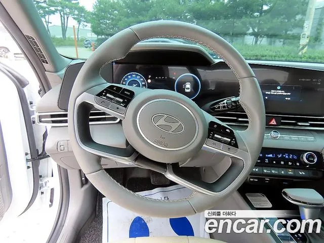 Hyundai AVANTE Новый Avante (CN7) — Фото автомобиля 8