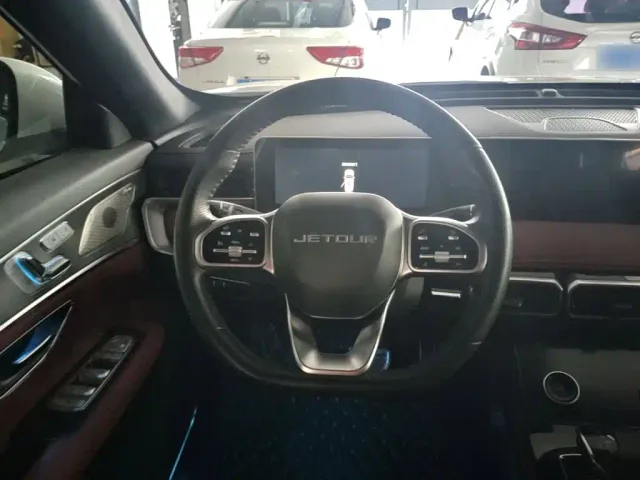Jetour X70 Plus — Фото автомобиля 10