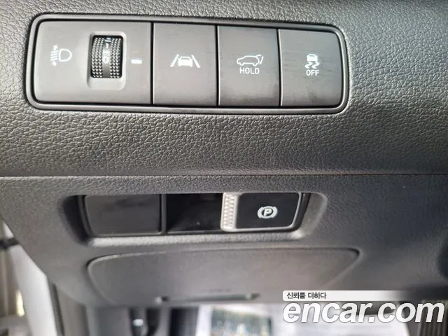 Hyundai Santafe Новый Santa Fe Дизель 2.2 2WD — Фото автомобиля 16
