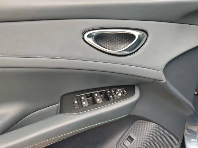 BYD Seal 06 GT — Фото автомобиля 7
