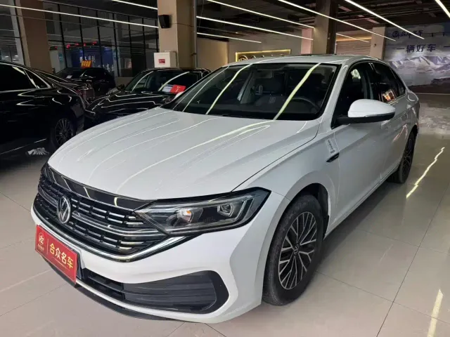 Фотография автомобиля — Volkswagen Sagitar