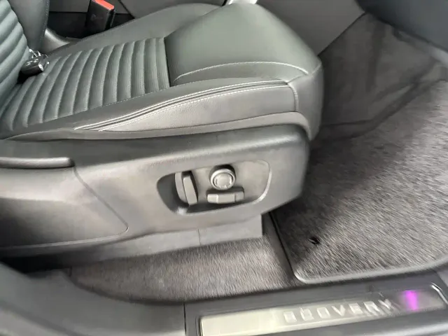 Land Rover Discovery — Фото автомобиля 26