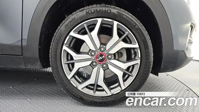 Kia Seltos Seltos Бензин 1.6 турбо 2WD — Фото автомобиля 5