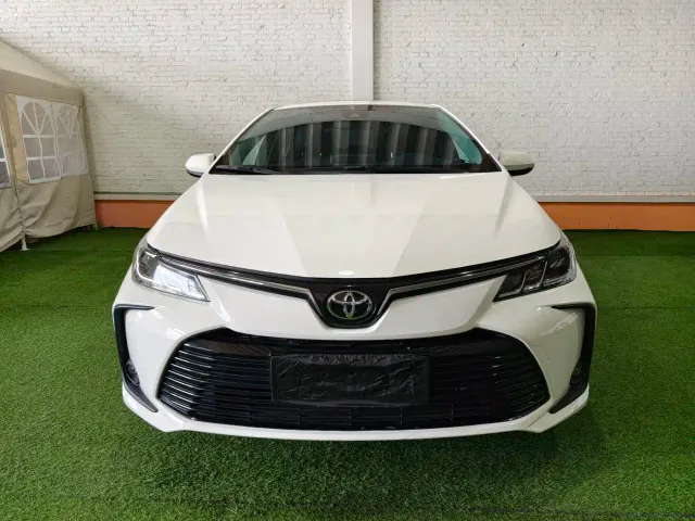 Toyota Corolla — Фото автомобиля 2