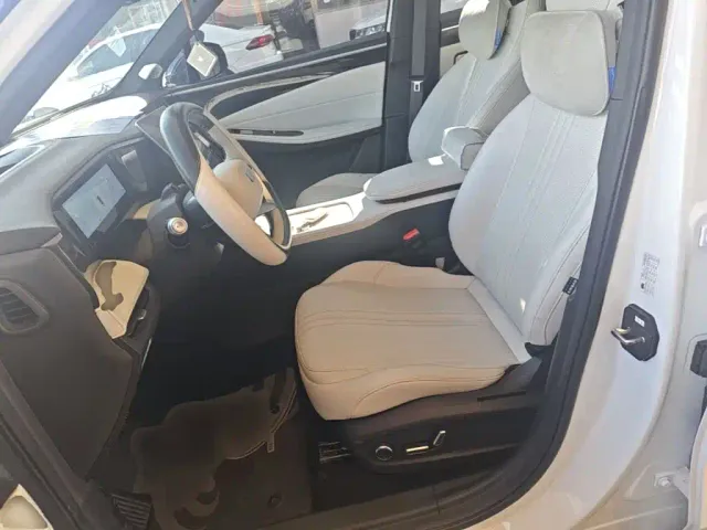 Geely Galaxy L7 — Фото автомобиля 14