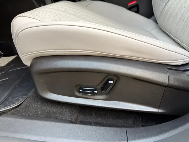 Geely Galaxy Stellar 6 — Фото автомобиля 10