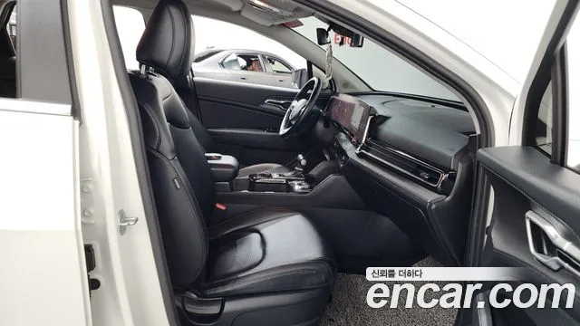 Kia Sportage Sportage 5-е поколение Бензин 1.6 турбо 2WD — Фото автомобиля 24