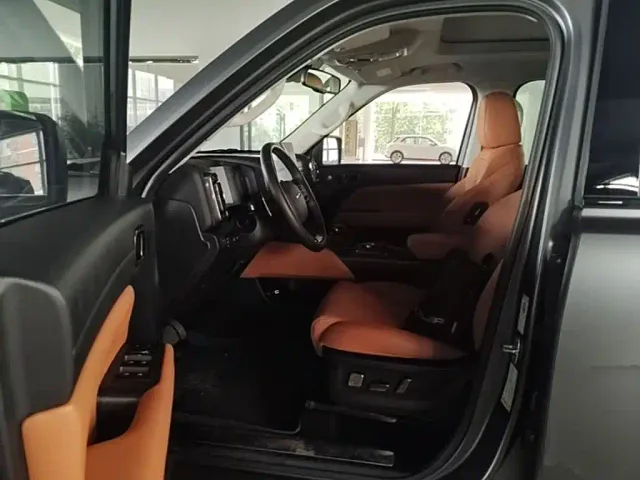Haval H9 — Фото автомобиля 7
